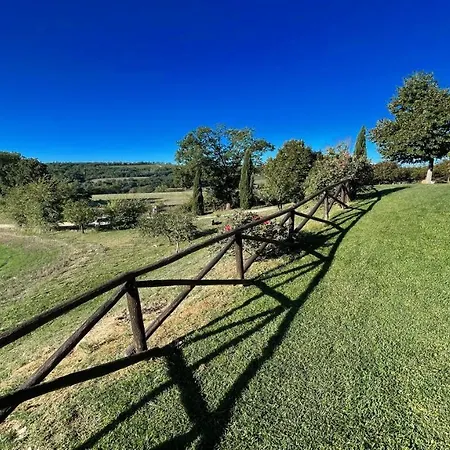 Villa Todi Poolsidesleeps 10exclusive Poolwalk To Todi 5 Kmsrestaurant 05 Kms