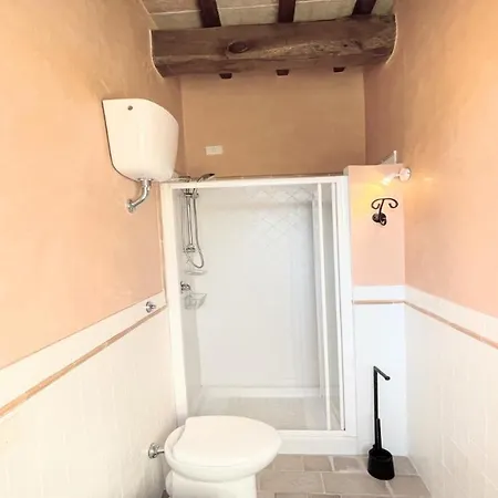 Villa Todi Poolsidesleeps 10exclusive Poolwalk To Todi 5 Kmsrestaurant 05 Kms